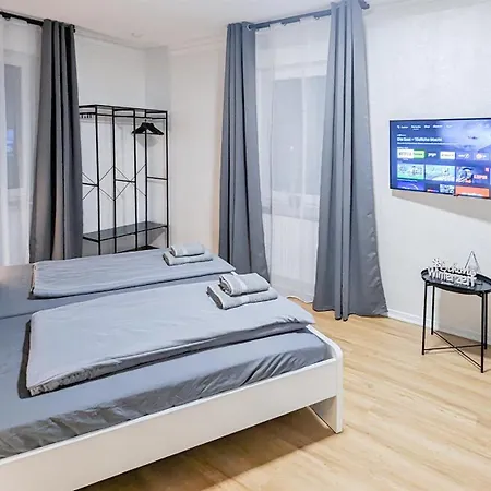 Alfa 4 8 Personen Tv Wifi Wm I 4br 7beds I 8 People I Kitchen L Bathroom Lägenhet *