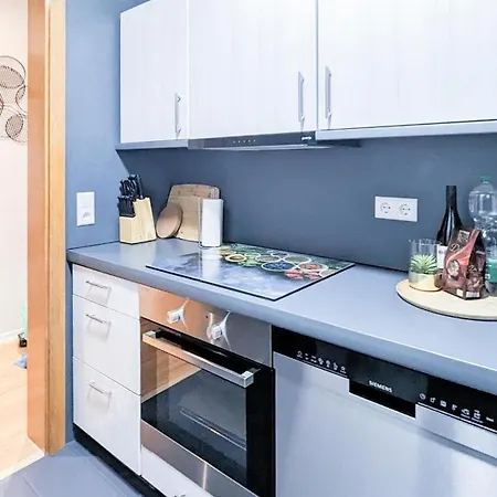 Lejlighed Alfa 4 8 Personen Tv Wifi Wm I 4br 7beds I 8 People I Kitchen L Bathroom *