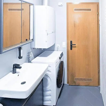 Appartamento Alfa 4 8 Personen Tv Wifi Wm I 4br 7beds I 8 People I Kitchen L Bathroom Stoccarda