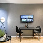 Alfa 4 8 Personen Tv Wifi Wm I 4br 7beds I 8 People I Kitchen L Bathroom * Štutgart