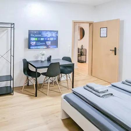 Alfa 4 8 Personen Tv Wifi Wm I 4br 7beds I 8 People I Kitchen L Bathroom Štutgart