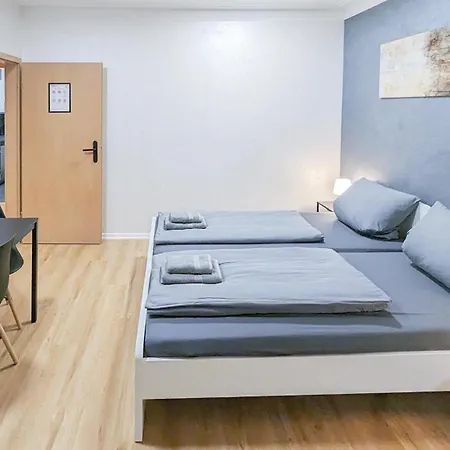Apartamento Alfa 4 8 Personen Tv Wifi Wm I 4br 7beds I 8 People I Kitchen L Bathroom Estugarda